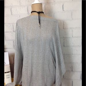 ⬇️ GREY BATWING SWEATER